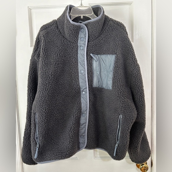 NEW FABLETICS TAHOE TEDDY JACKET - size 2X - Picture 2 of 10